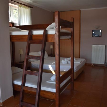 Ithaki Holidays Frinion Bagian luar foto