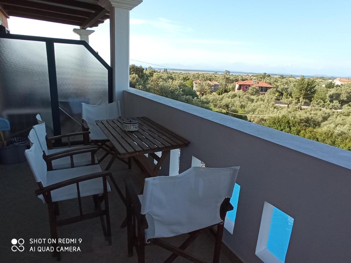 Ithaki Holidays Frinion Bagian luar foto