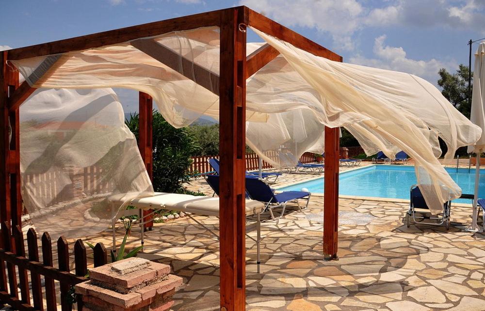 Ithaki Holidays Frinion Bagian luar foto