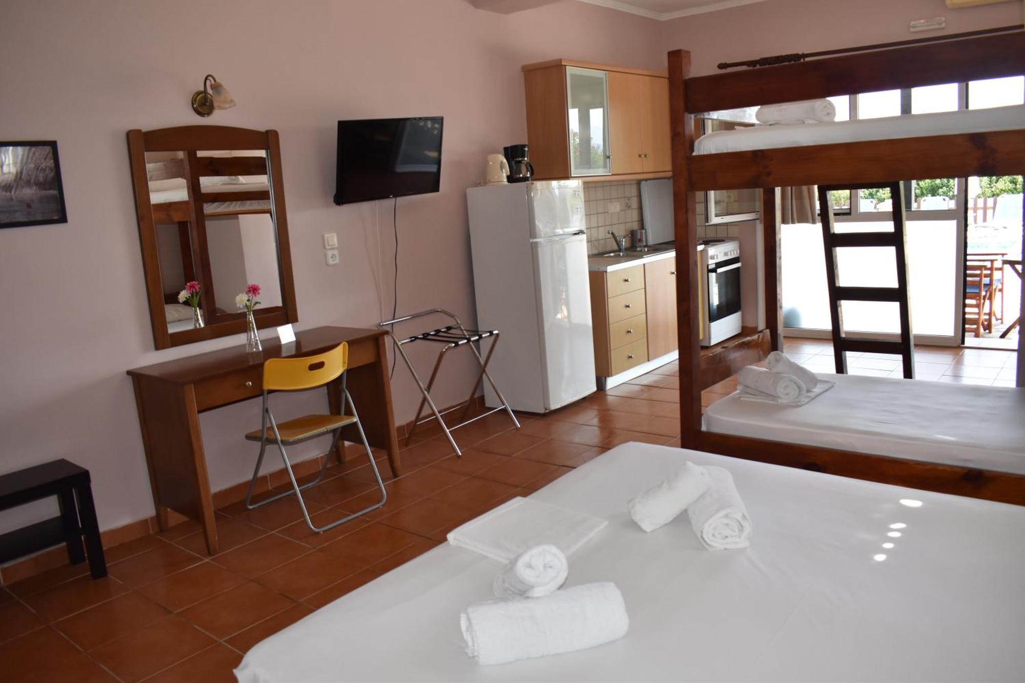 Ithaki Holidays Frinion Bagian luar foto