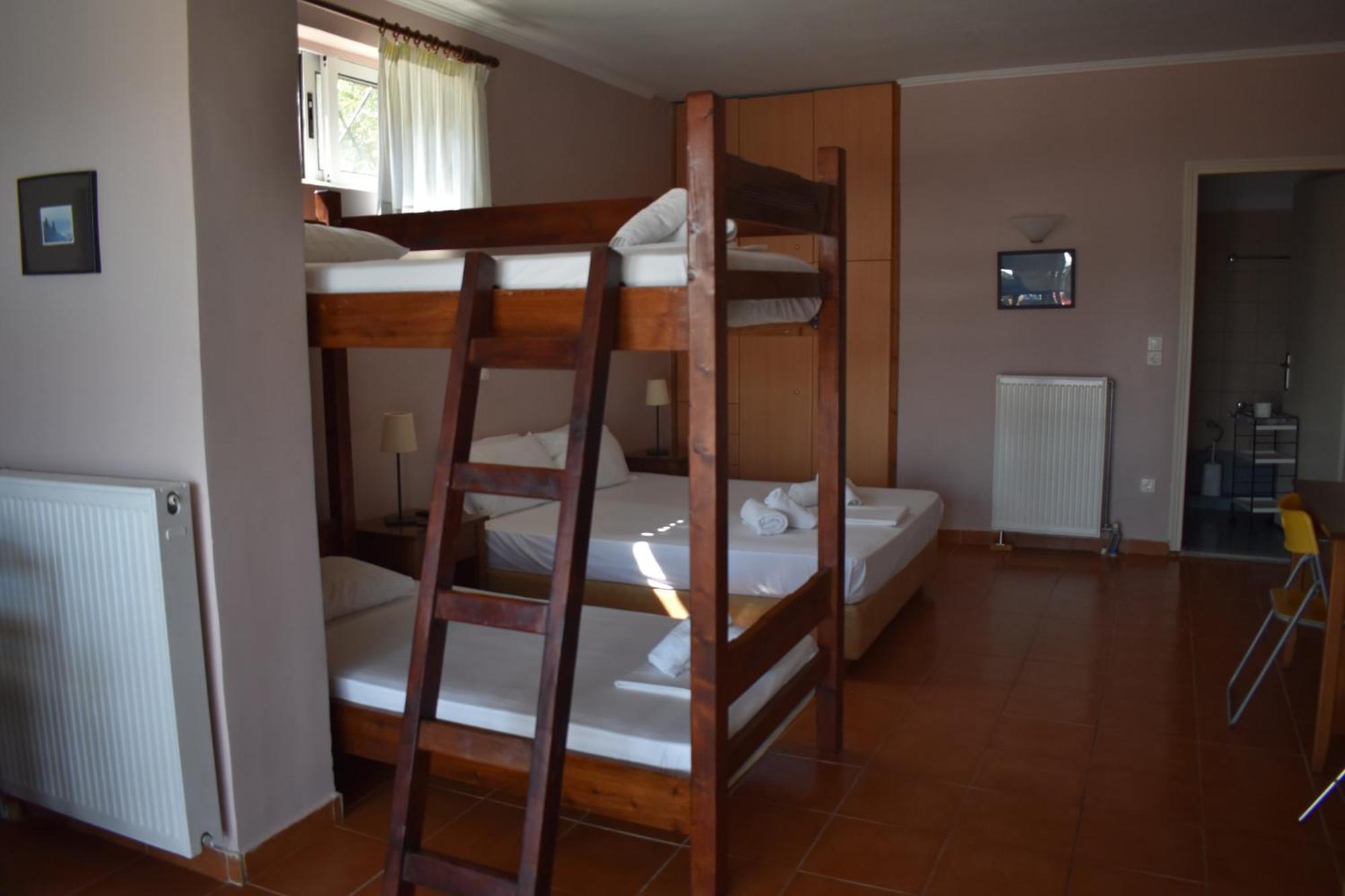 Ithaki Holidays Frinion Bagian luar foto