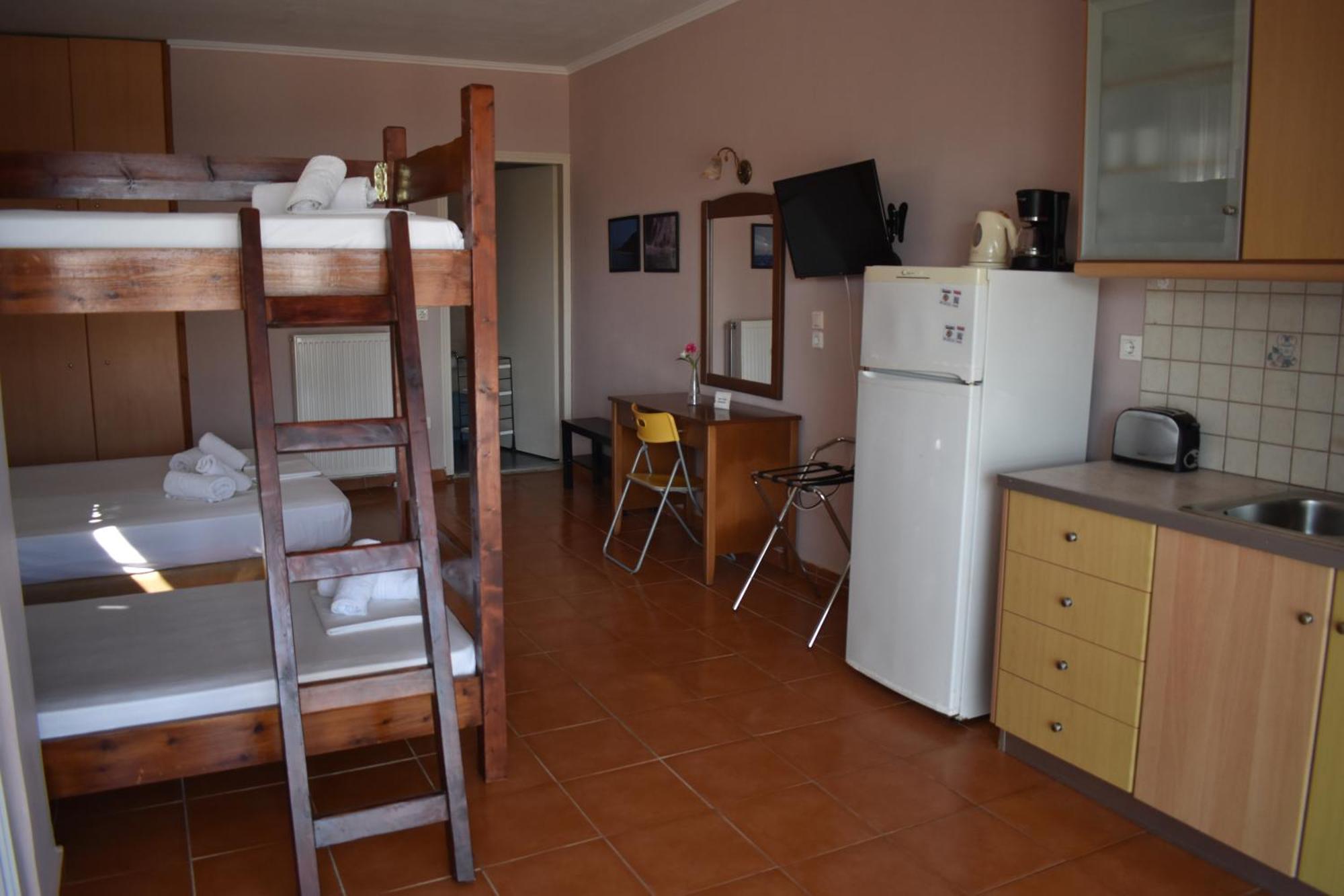 Ithaki Holidays Frinion Bagian luar foto