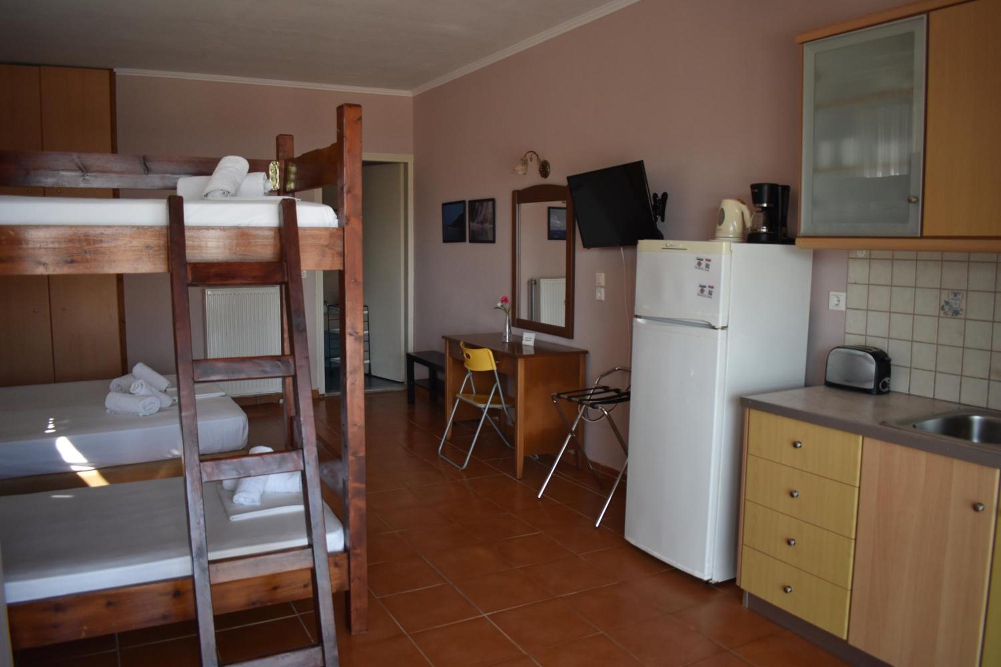 Ithaki Holidays Frinion Bagian luar foto