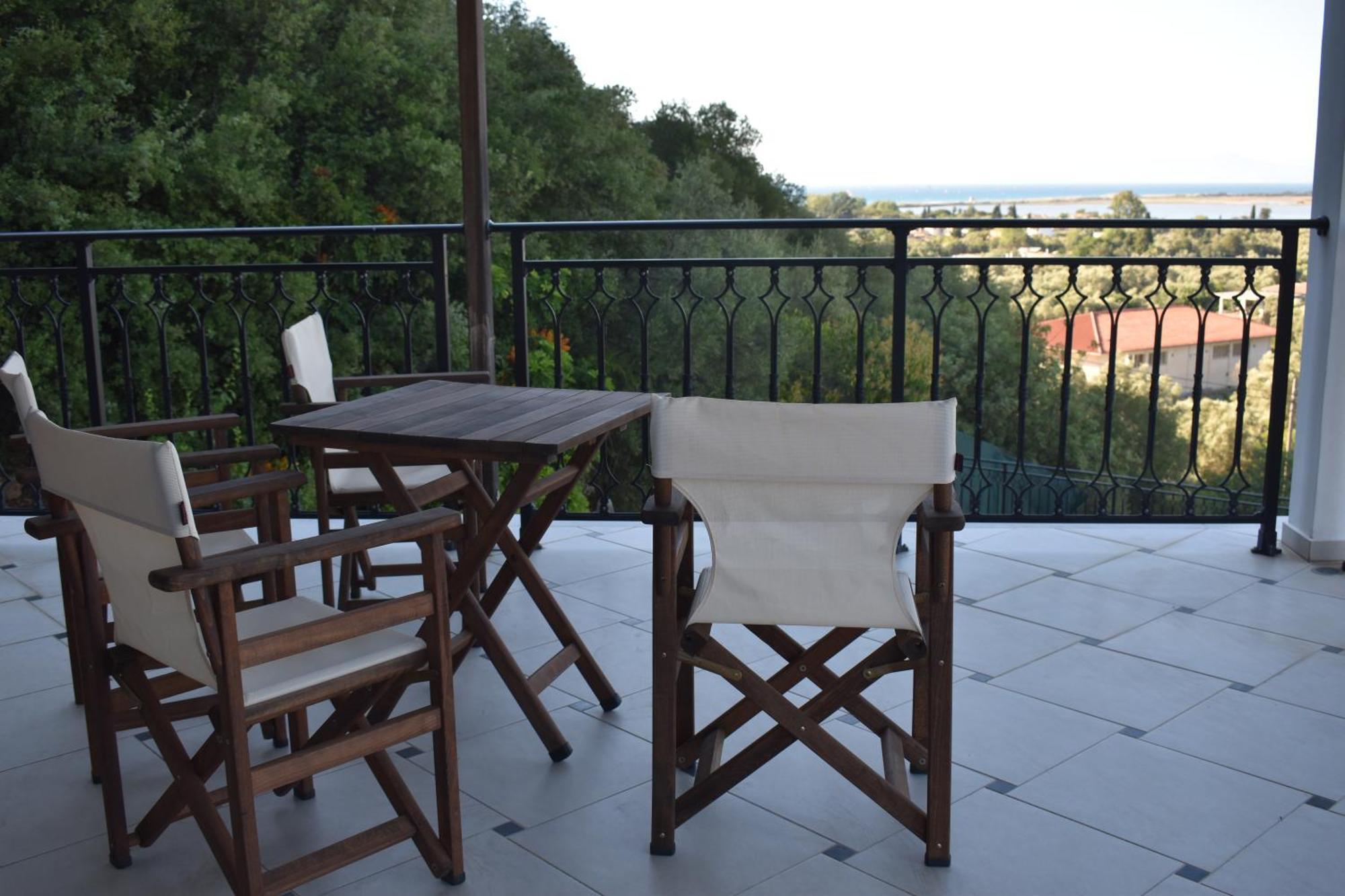 Ithaki Holidays Frinion Bagian luar foto