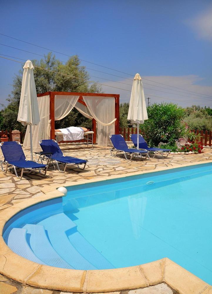 Ithaki Holidays Frinion Bagian luar foto