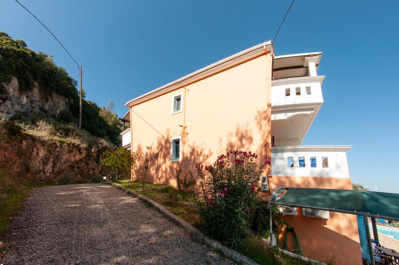 Ithaki Holidays Frinion Bagian luar foto