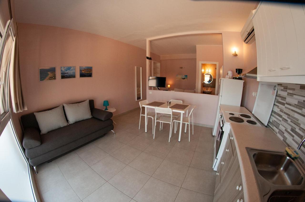 Ithaki Holidays Frinion Bagian luar foto